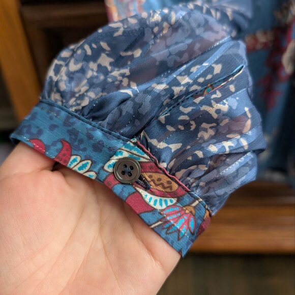 NWT Floral Women`s Printed Neck Contrast Blouse- Pique by Parker Kennedy Size M - Picture 4 of 12